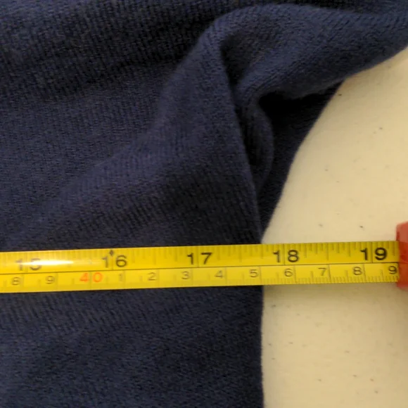 Carolyn Taylor dark blue cardigan sweater - Picture 7 of 8